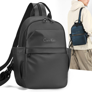 时尚轻便双肩包新款潮流百搭休闲旅行单肩包多功能高级感男士背包