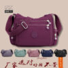 【实体热卖】女士斜挎妈咪单肩包 涤纶时尚化妆包简约百搭手提包