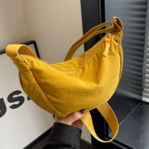 新款时尚饺子包韩版高级纯色斜挎包小众设计包包大容量女热销女包